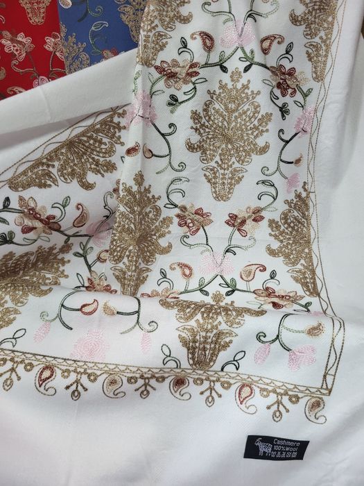Неймовірні вишиті палантини, 100% Wool Cashmere, 70x185.