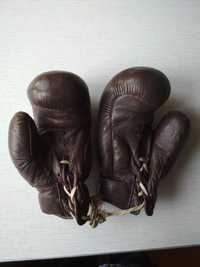 Перчатки боксёрские,кожаные, советские.