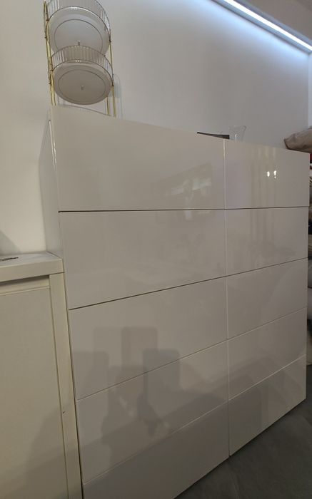 Komoda biała ładna