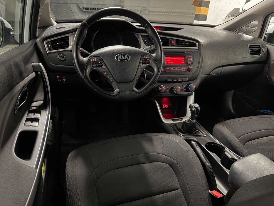 KIA CEED 2018 rok 54 tyś km 1.6 GDI po liftingu