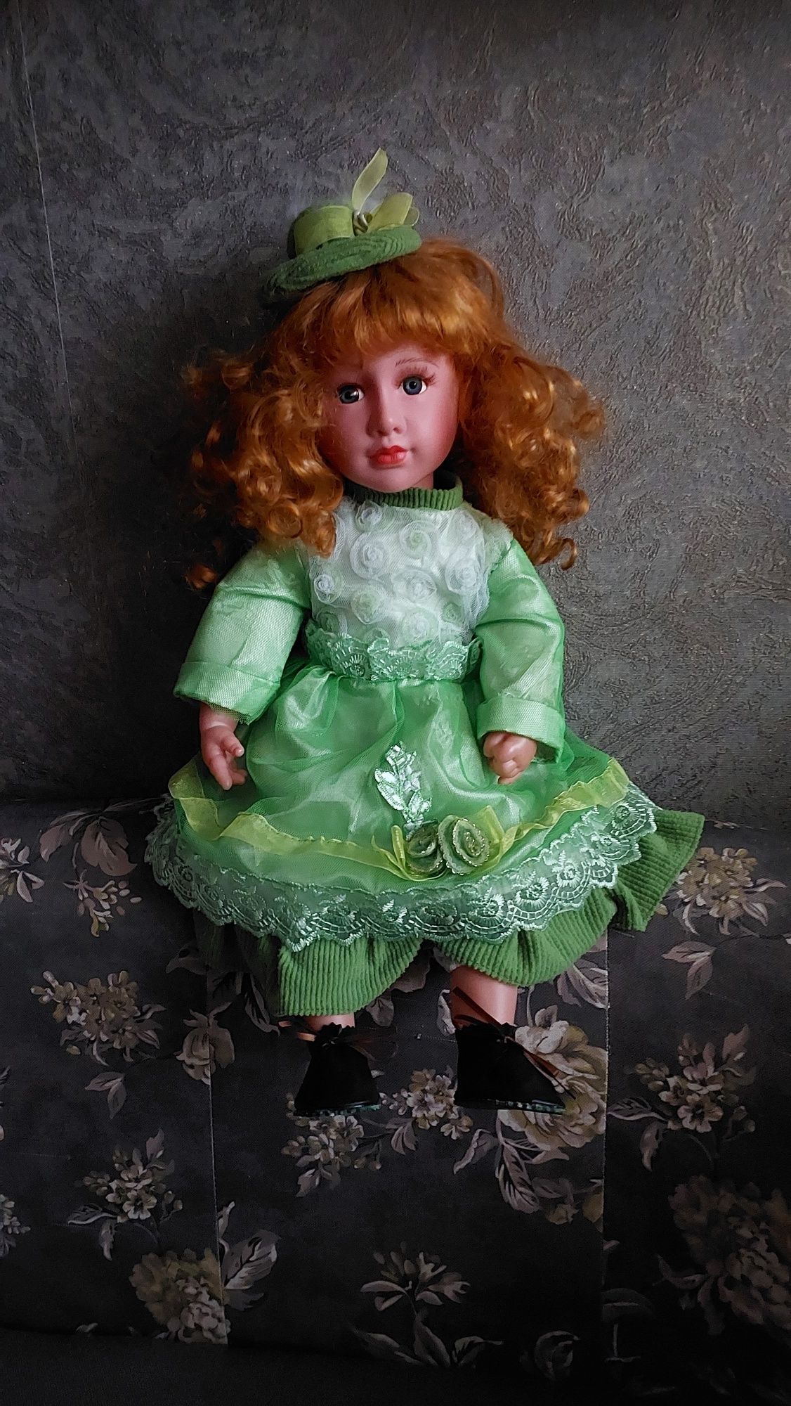 Продам  куклы для девочек.