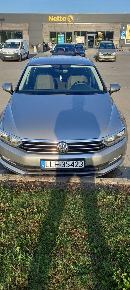 Sprzedam VW Passat 1.6 Tdi 213 tys km