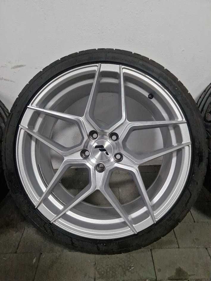 Felgi Japan Racing JR34 8.5x19" 5x112 ET40 z oponami letnimi