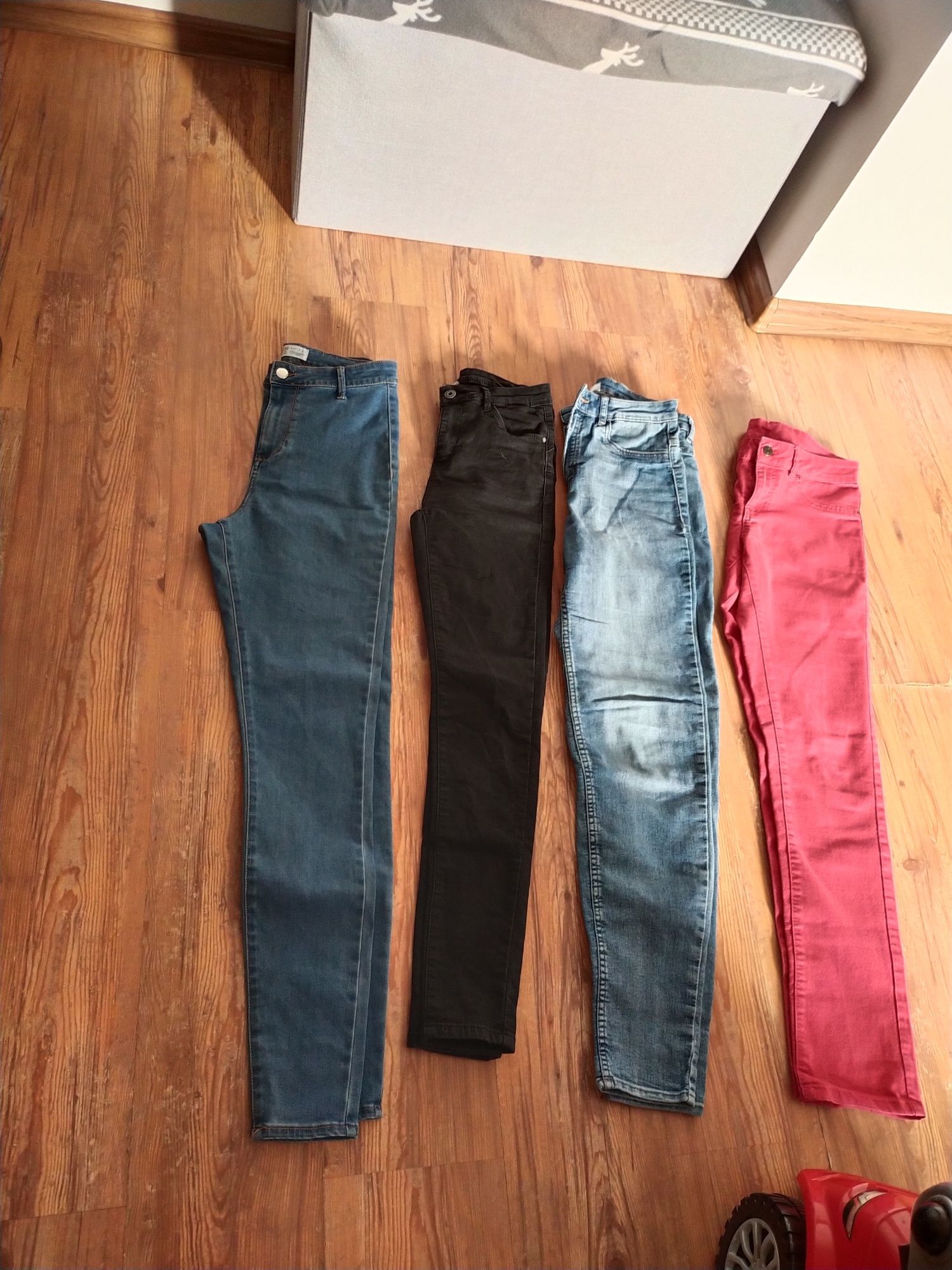 Jeansy skinny nowe Primark M plus trzy sztuki gratis