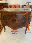 Cómoda antiga com tampo em granito – 250€