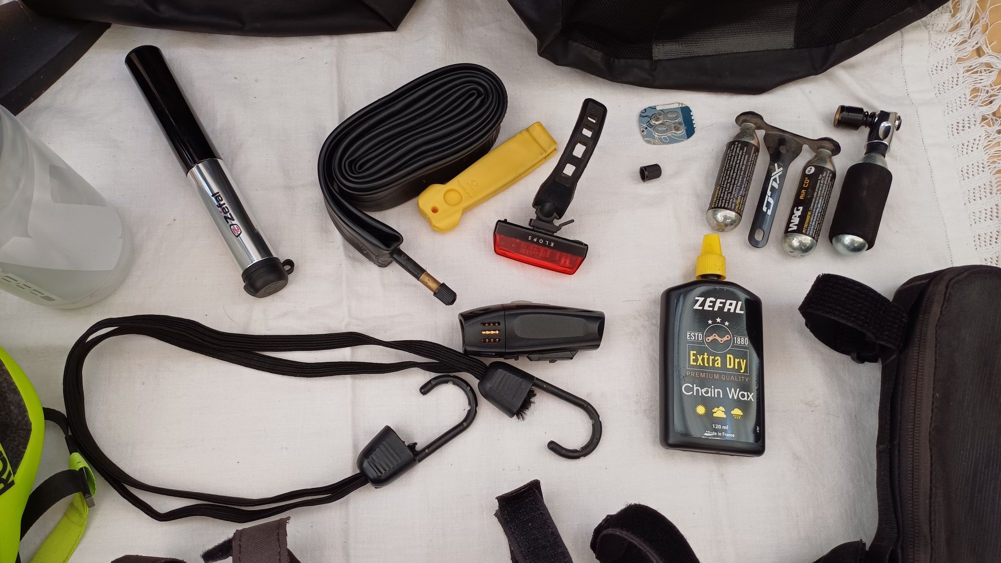 Bicicleta Rockrider ST540 +EXTRAS