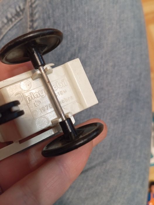 Playmobil lekarz z 1974r.