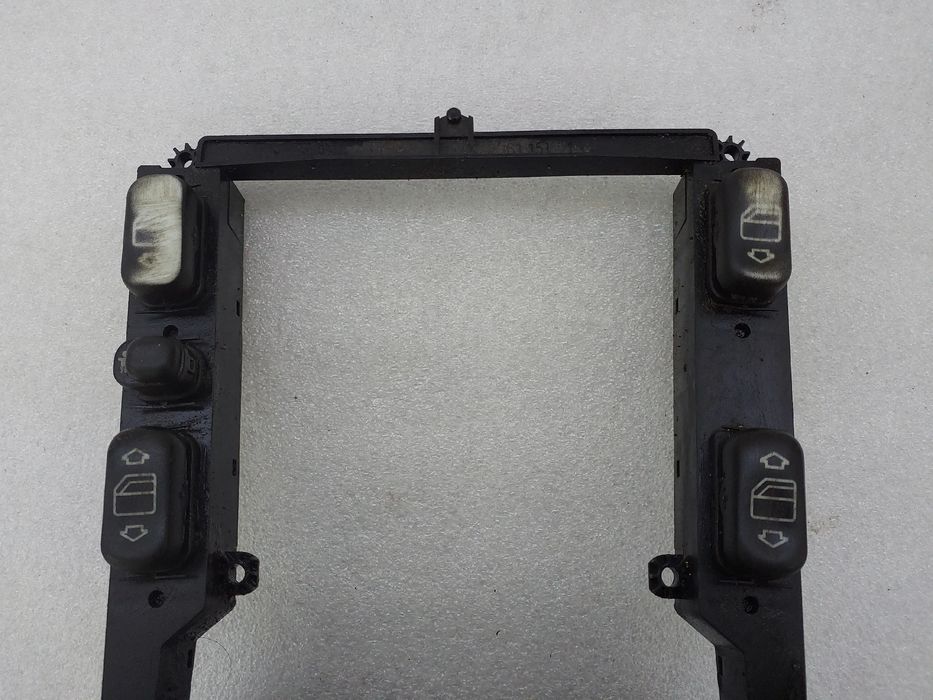 Comando / botão / interruptor vidros frente esquerdo MERCEDES-BENZ Cla