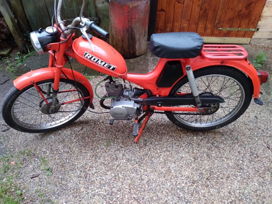 Romet   Komar 100