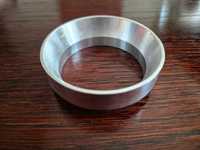 Lejek/pierścień dozujący kawę 58 mm z magnesem