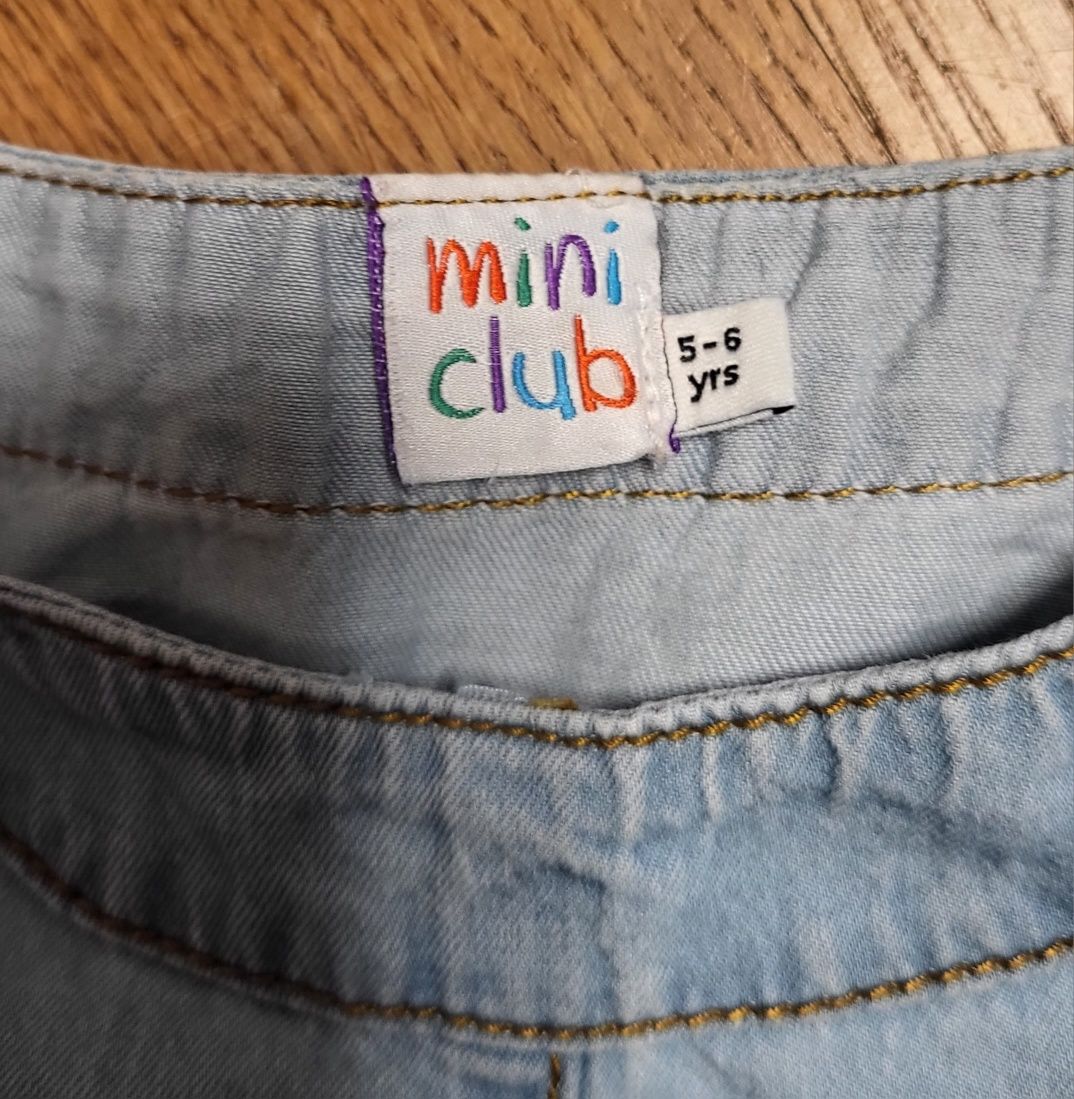 Kombinezon na lato na 4-5 lat miniclub