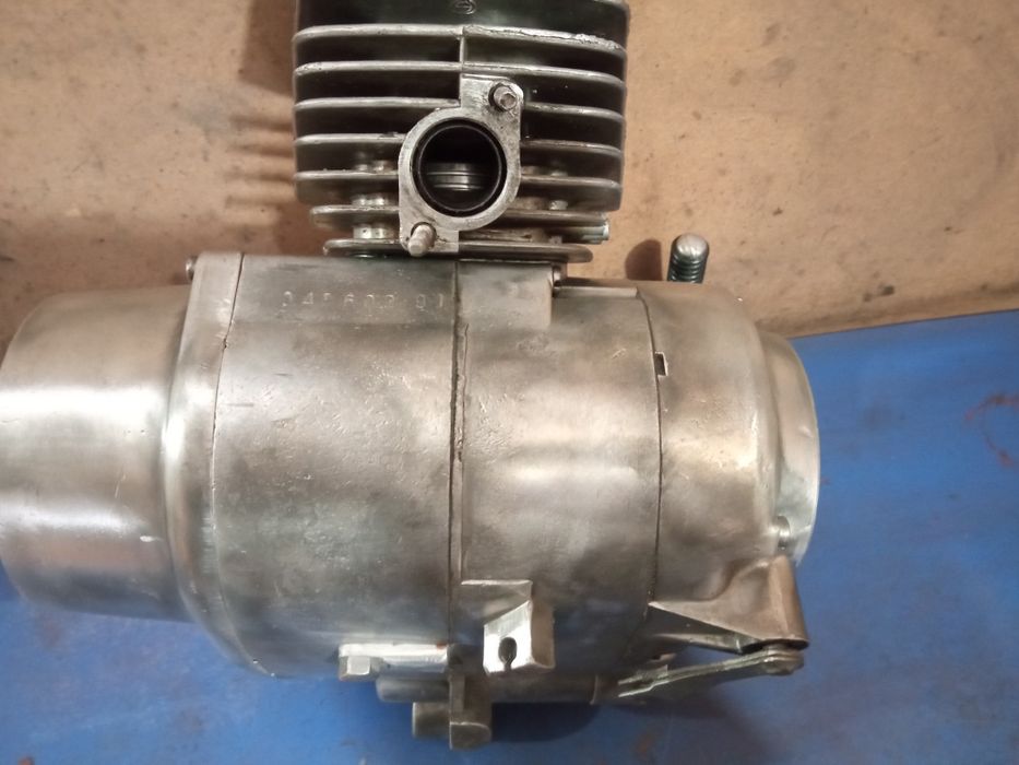 Продам двигун В50М на мопед Карпати Рига Верховина.