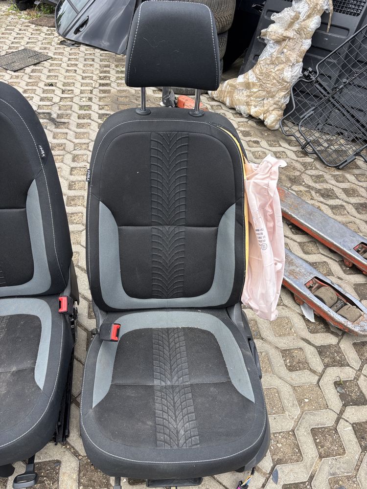 Skoda Yeti fotel fotele adventure