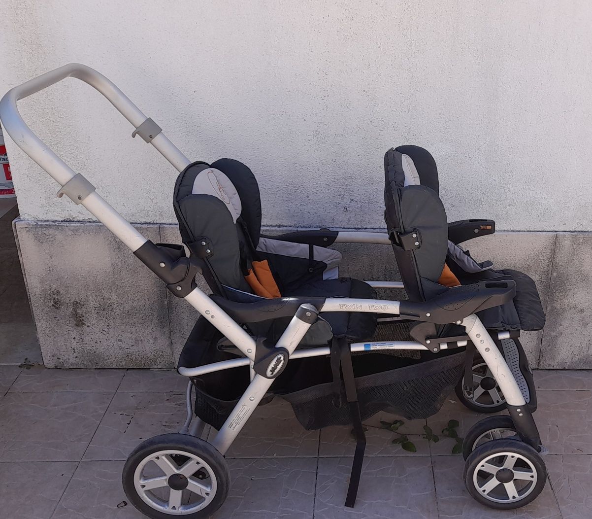 carrinho de bebés