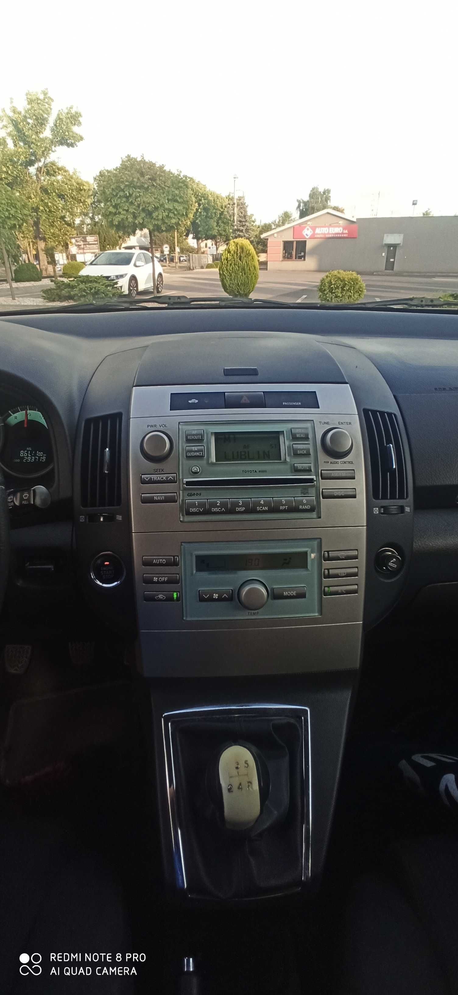 Samochód Toyota Corolla Verso