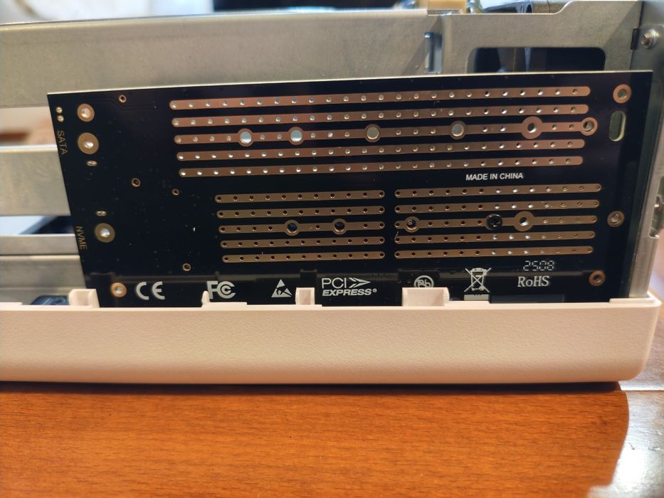 Serwer NAS Qnap TS-251D, 16gb ram, 8tb hdd (2x4tb), 256gb nvme
+ Nvme