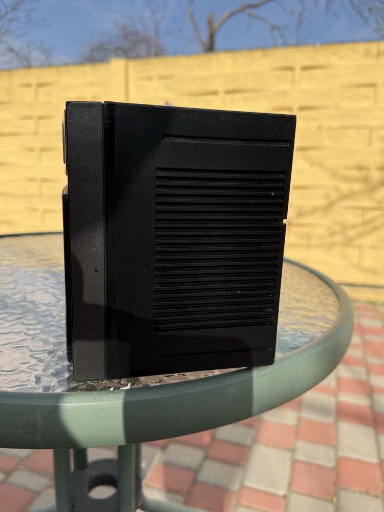 Продам магнитолу TOSHIBA RT-SX55