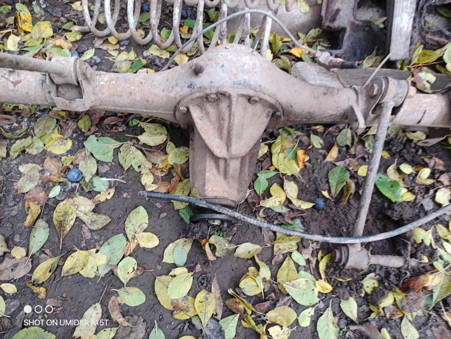 Продам заданий міст шістьрочний і мотор тройочний