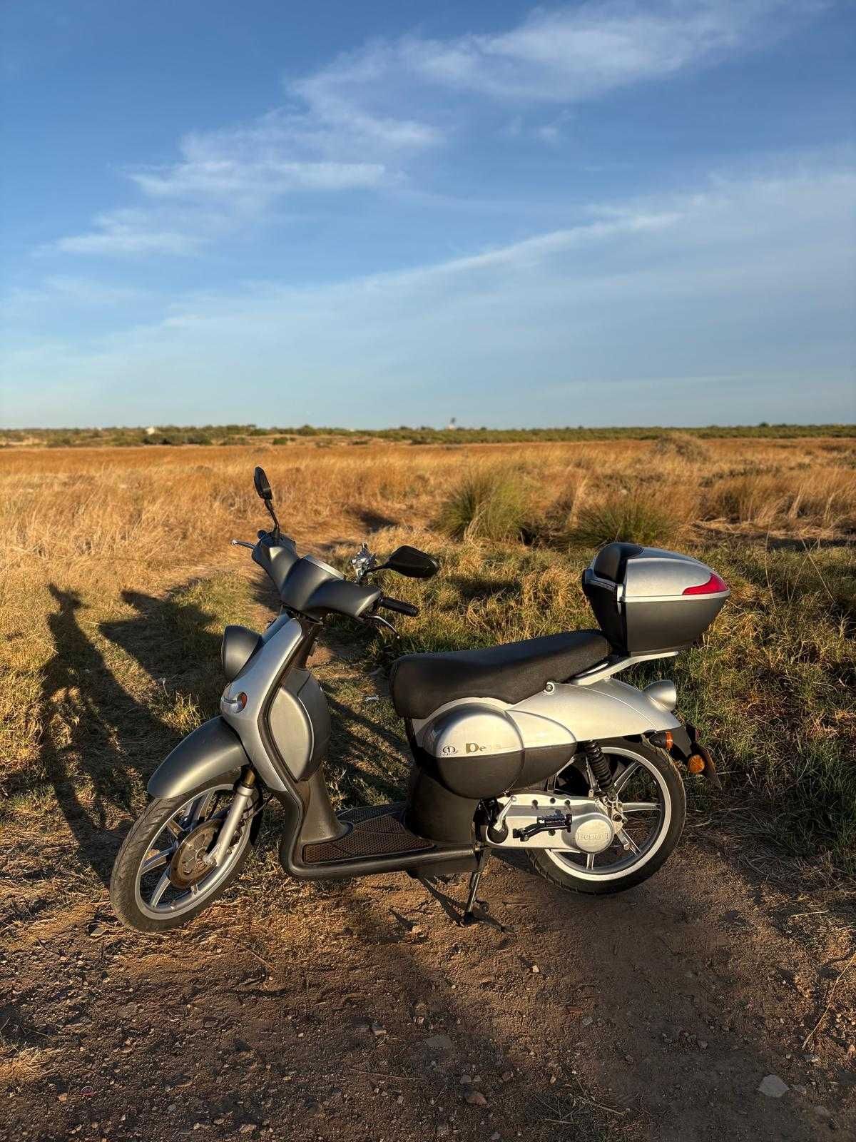 BENELLI PEPE LX - Scooter 50cc - Excelente estado