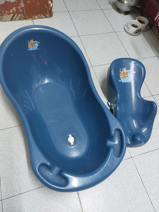 Banheira de bebé, em bom estado