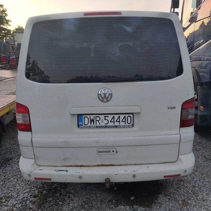 VW T5, 2006, manual, 390 tys km, awaria silnika (głowica i rozrząd OK)