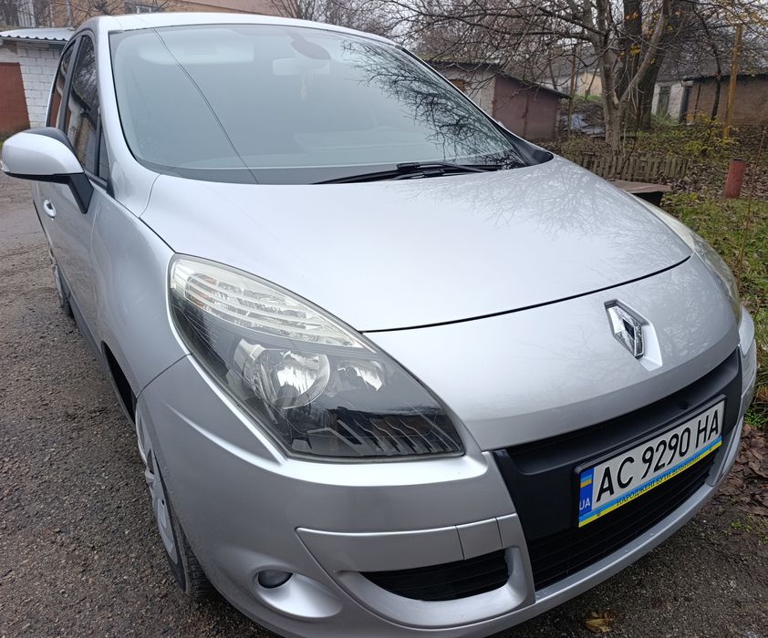 Продам Рено Сценик 3 ,2011г.в