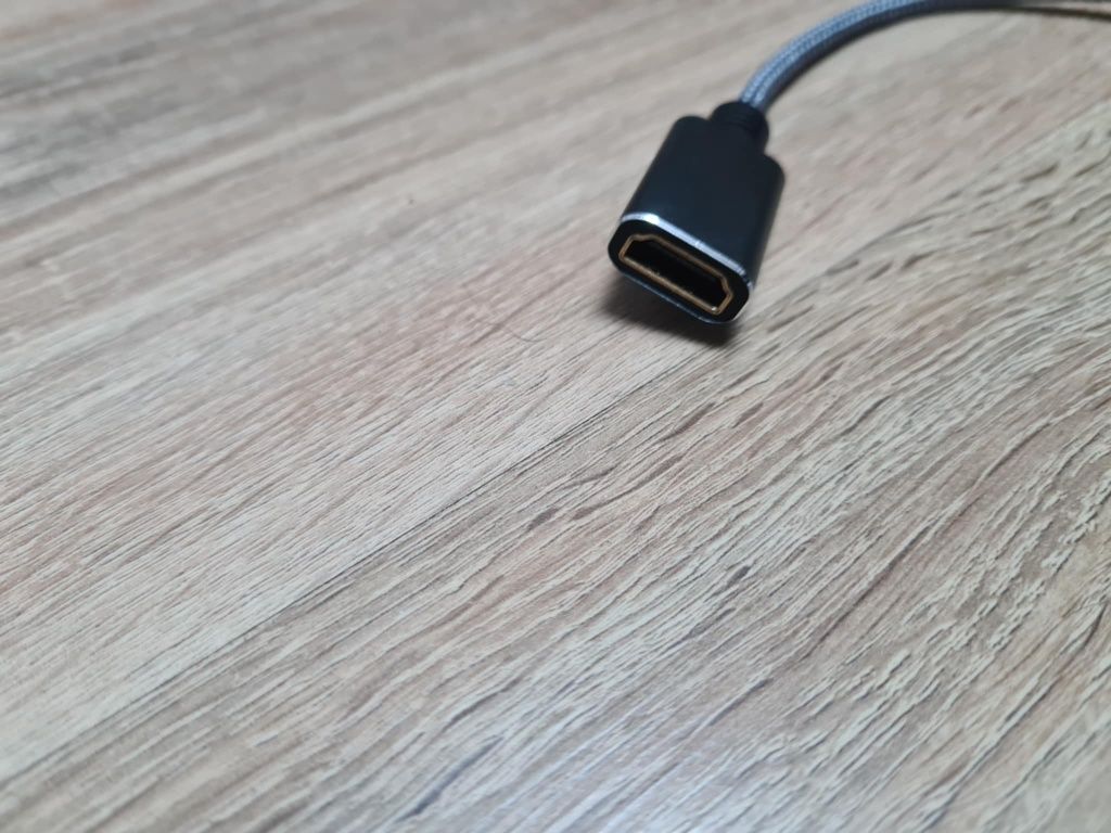 Sprzedam kabel VGA HDMI i nowy