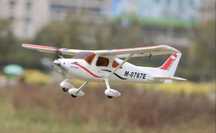 Cessna 162 rc 1100m - kit + elektronika