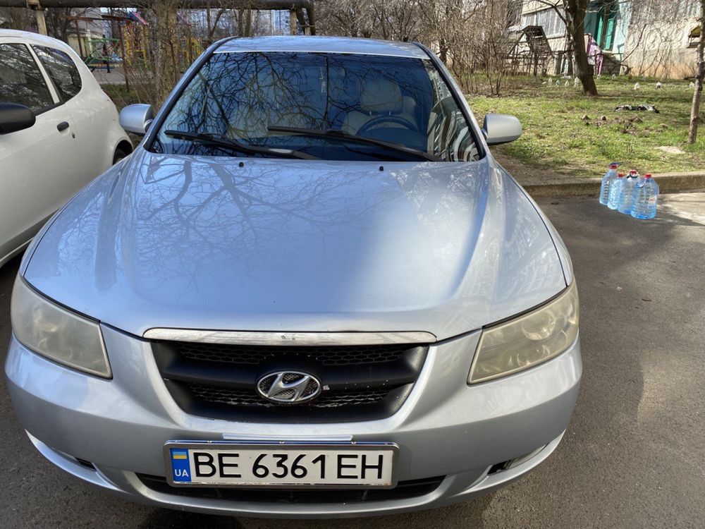 Продаю Hyundai Sonata