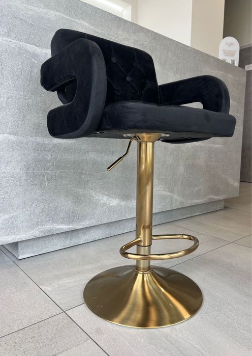 Fotel hoker barowy czarny złoty do kuchni salonu gabintu