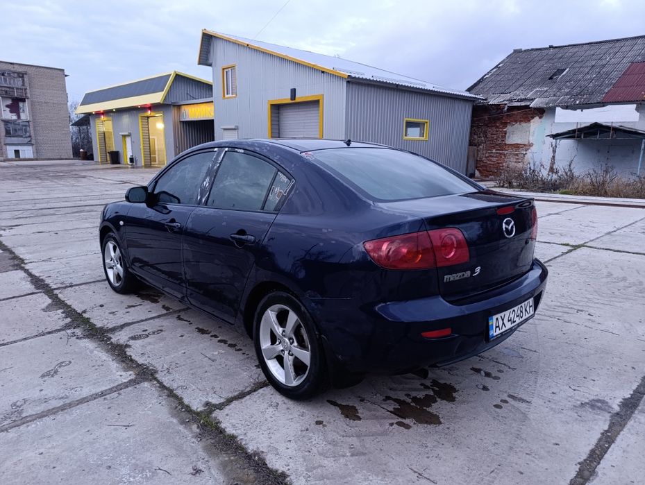 Продам мазда 3 . Бензин 1.6