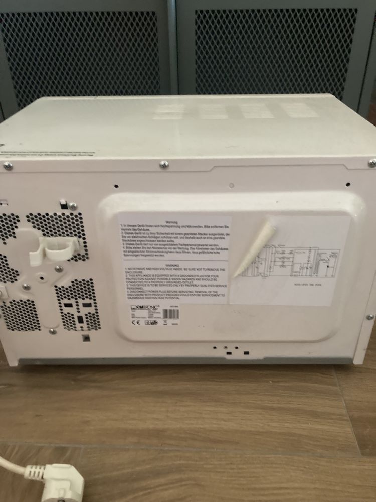 Kuchenka mikrofalowa Mikrofalówka mikrofala Clatronic MWG 737 agd