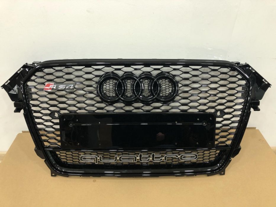 Решітка audi A4 рс4 рештіка 13-15р  Audi A4 rs4 b8