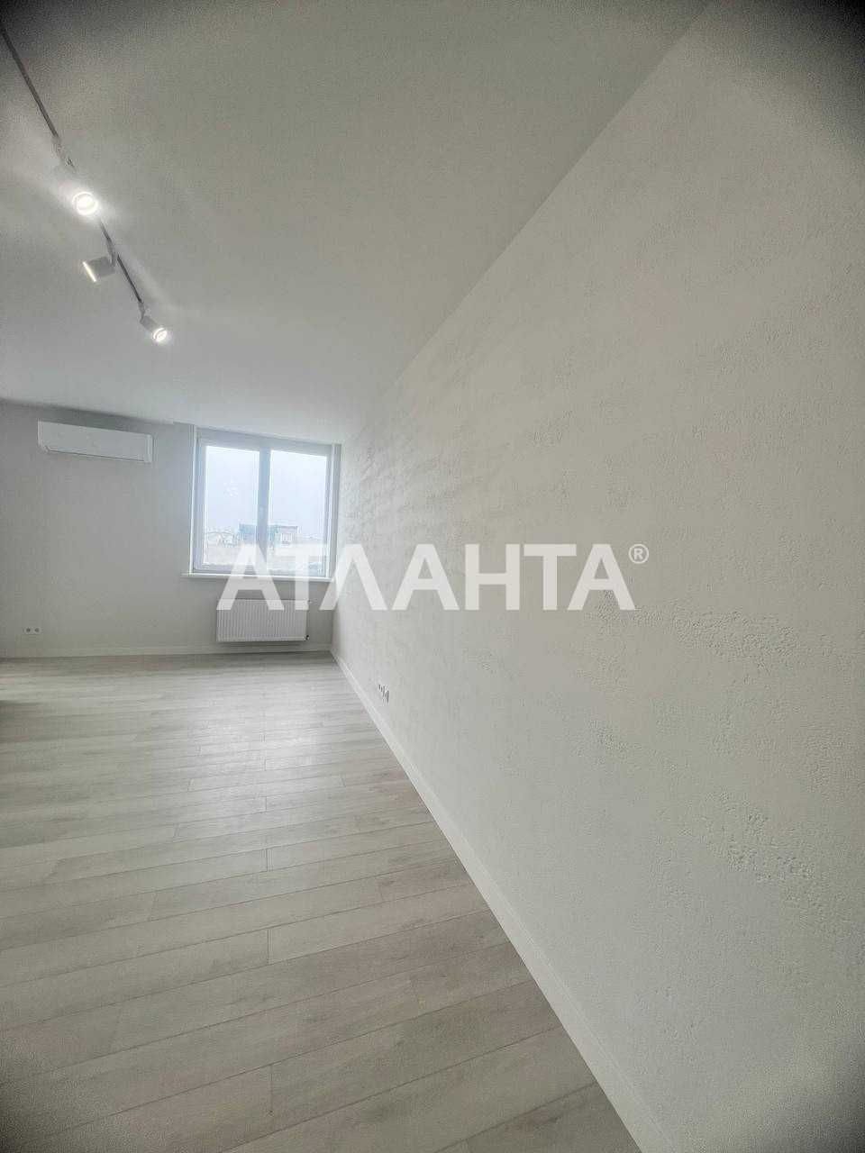 Продается студия с ремонтом 60 м² в "Цветном Бульваре"  г. Черноморск.