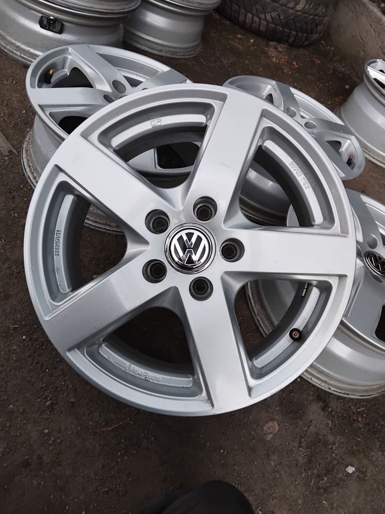 Felgi 16 5x112 VW Golf Passat Touran Caddy Jetta T-Roc