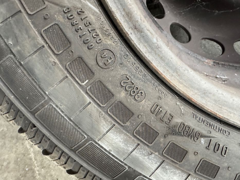 Шини 235/65R16c зима