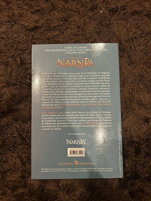 Livro “O leão, a feiticeira e o guarda roupa” das Crónicas de Nárnia
