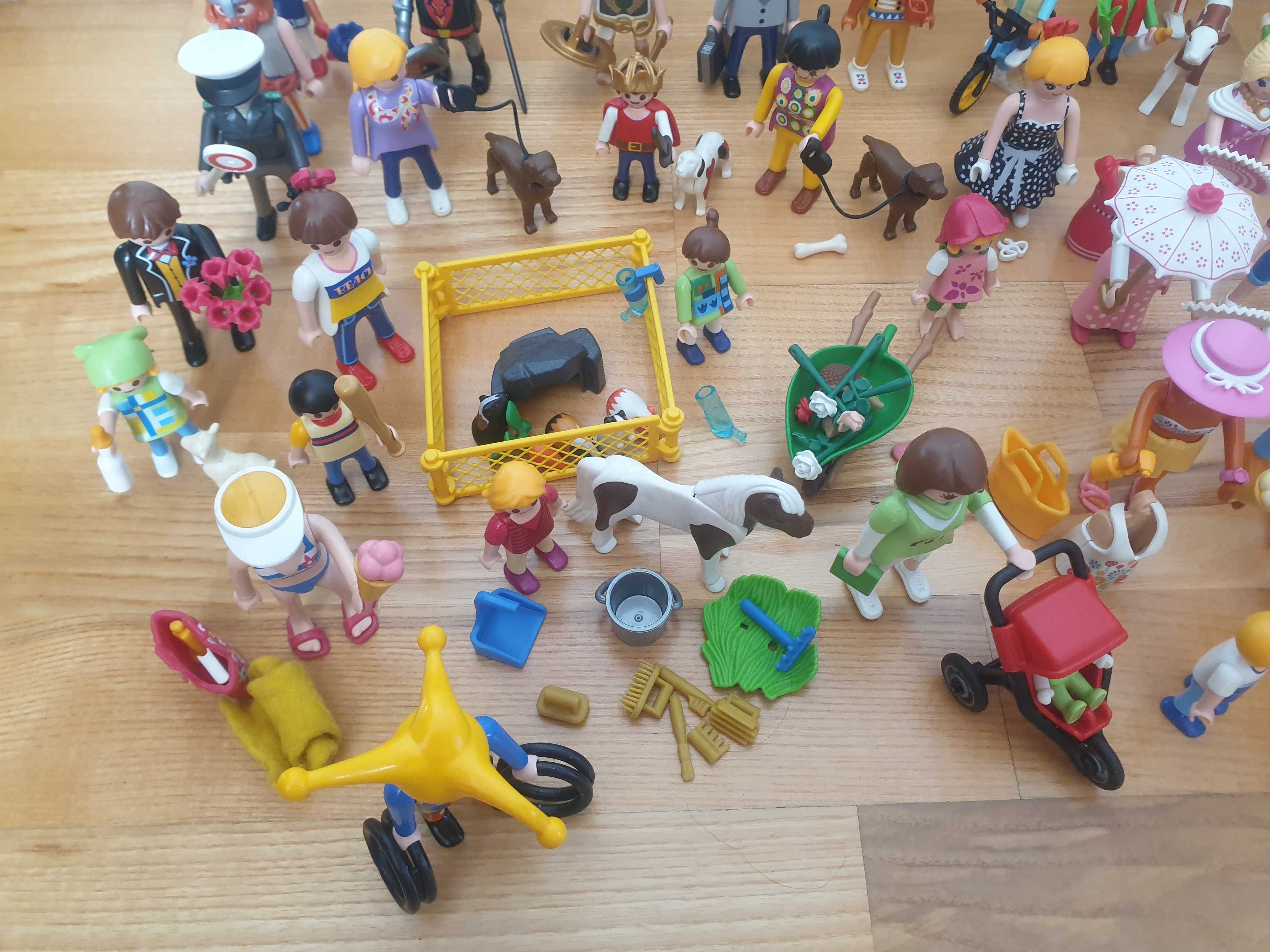 Playmobil MEGA zestaw, ponad 40 figurek