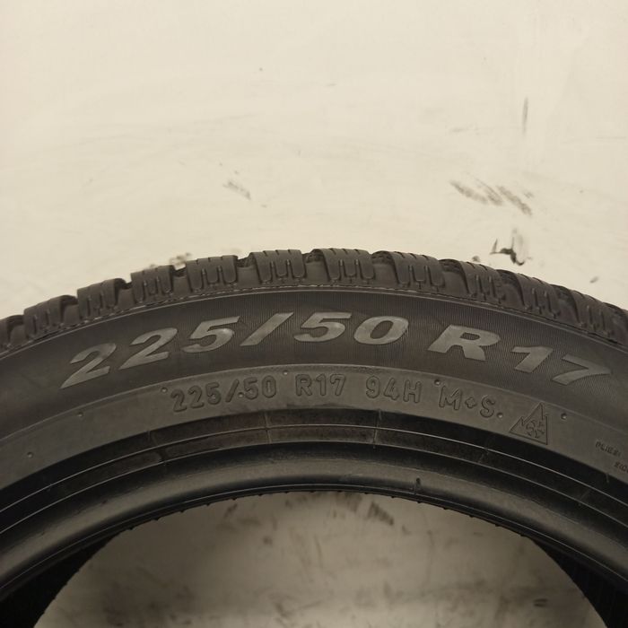 225/50R17 Pirelli Winter Cinturato 2
