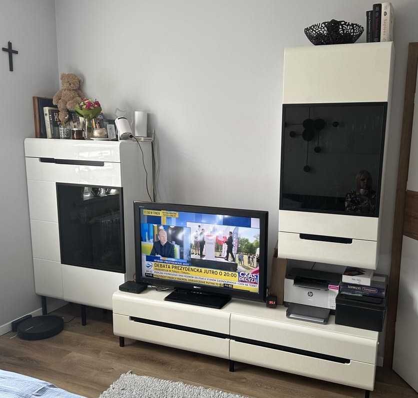 Zestaw mebli rtv - HEKTOR HELVETIA