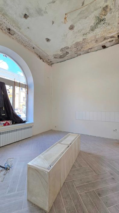 DC S4 Продам коммерческое помещение центр Харькова топовая локация