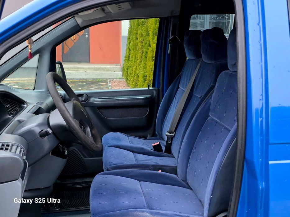 Оригінальний пасажир Citroen Jumpy 2005року 2.0д в рідній фарбі