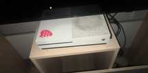 Xbox one + 4 gry