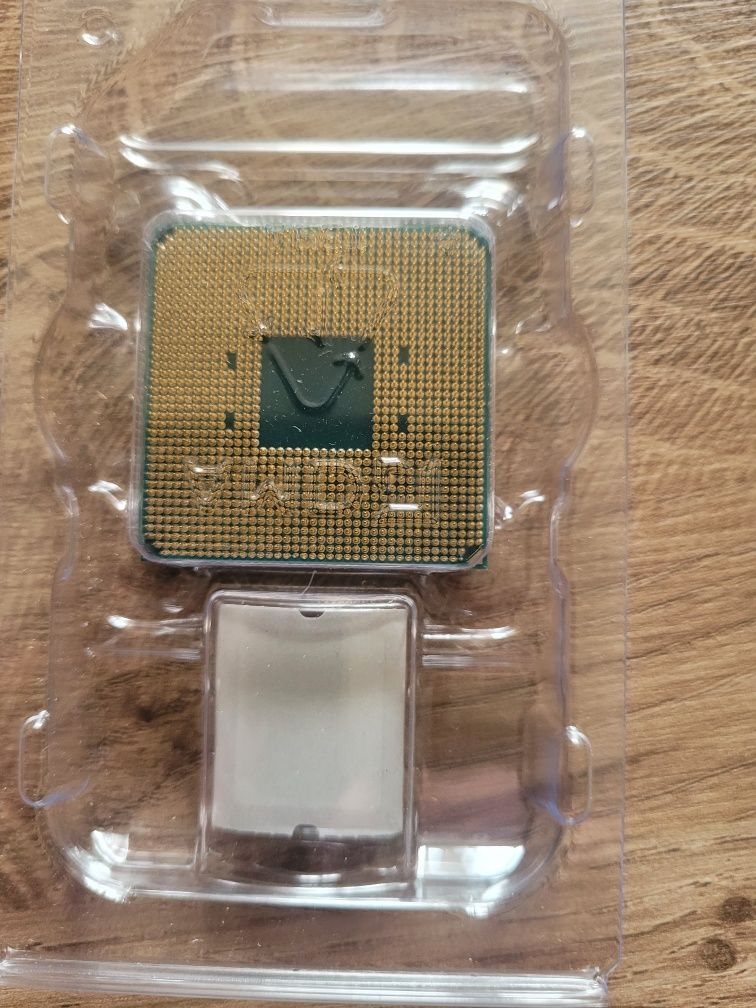 Sprzedam amd ryzen 5 2600