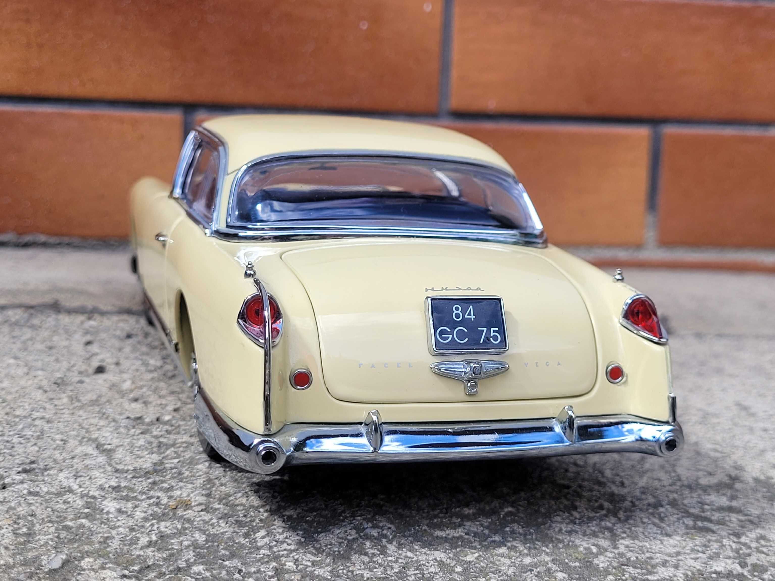 Kolekcja modeli 1:18 Facel Vega HK 500 Sun Star Unikat