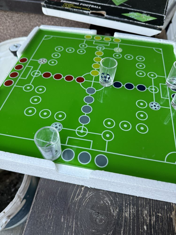 Gra planszowa drinking football, alkoholowy chińczyk, PREZENT 18+