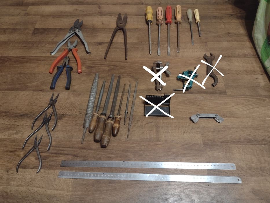 Плоскогубцы, тиски,инструмент производства СССР