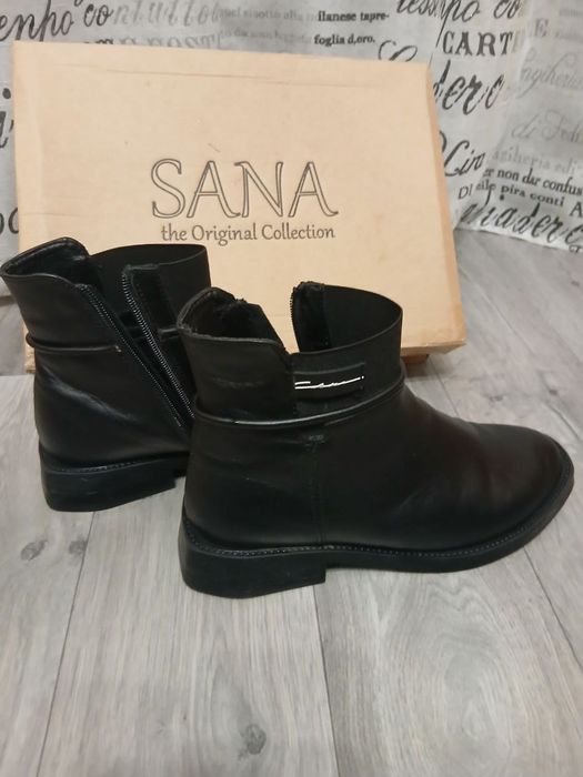 Черевички жіночі