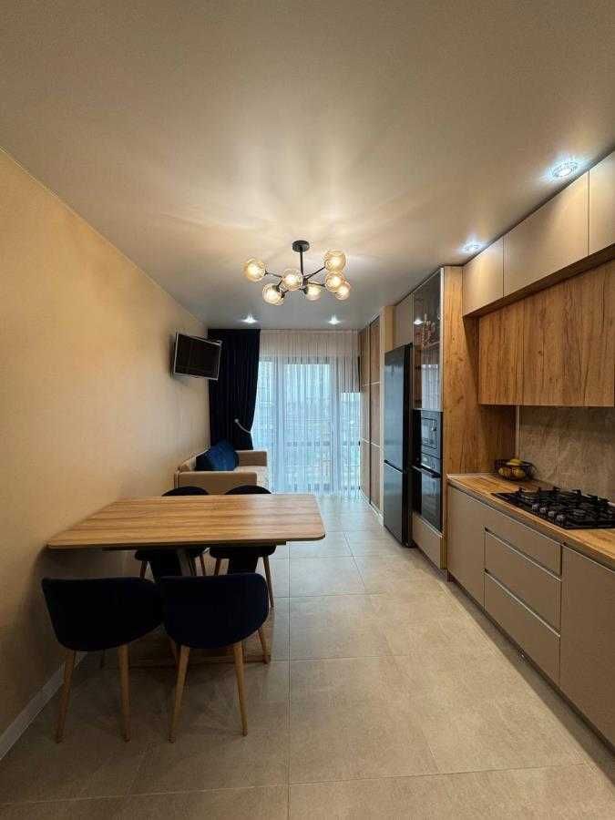 Продаю 2 кім. квартиру на березі Міського ОЗЕРА, ЖК "HidroPark DeLuxe"