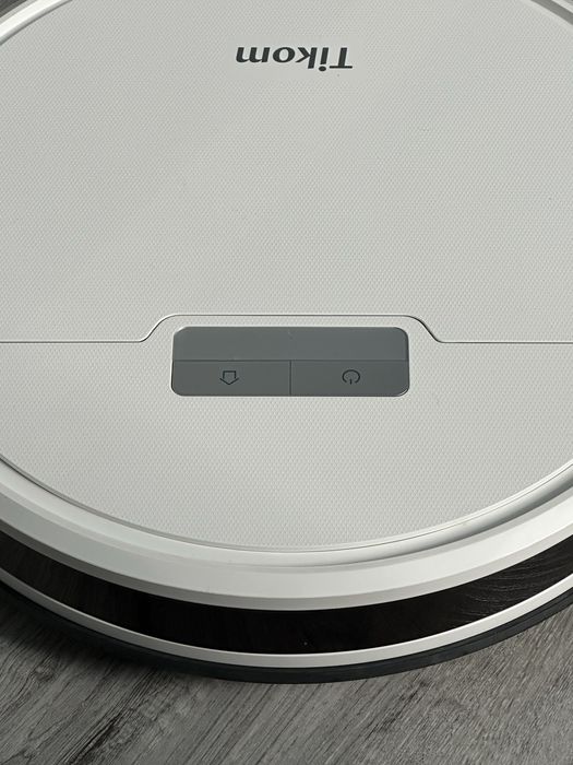 Tikom G8000 Pro робот пилосос